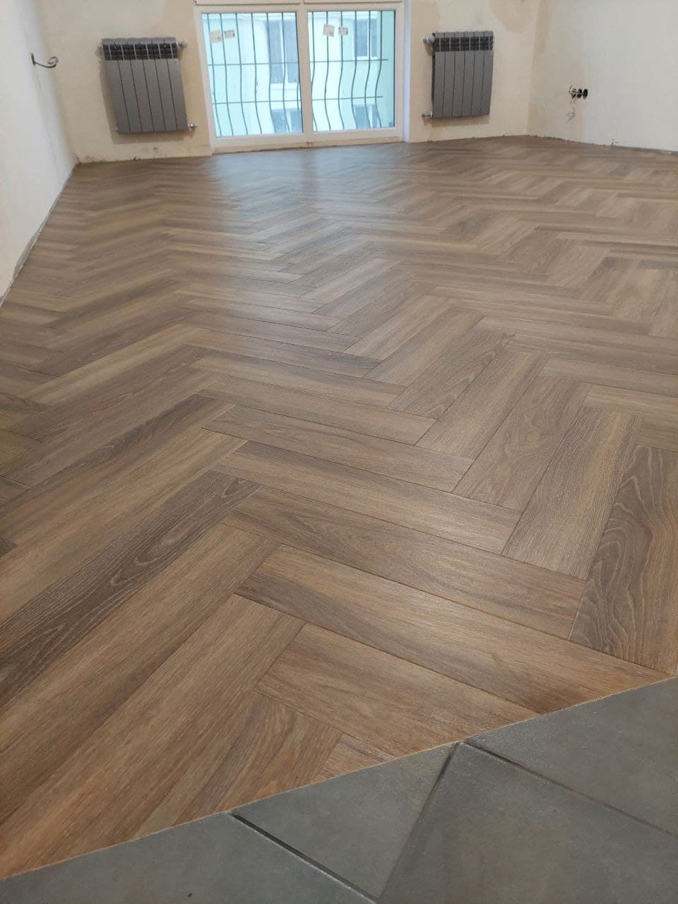 Floor fitting example